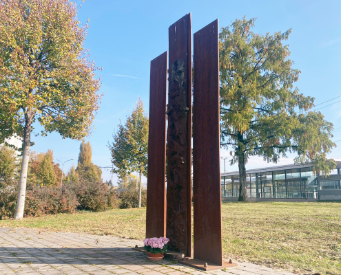 Denkmal Ebenthal Valentin Oman | Foto: aau/Müller