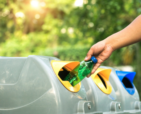 Plastikmüll | Foto: cat027/Adobestock