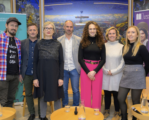 Teilnehmende der Podiumsdiskussion "Karrierewege"