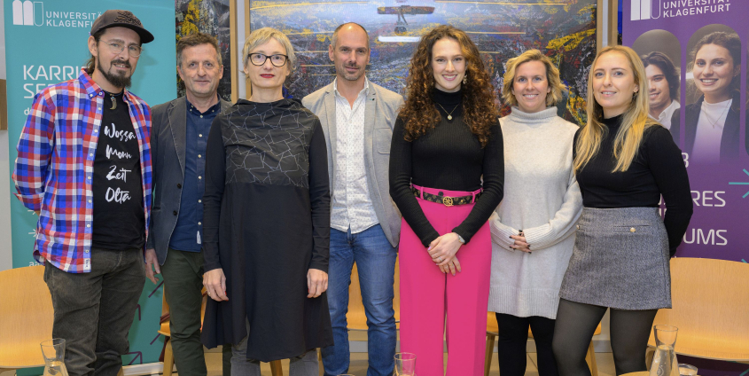 Teilnehmende der Podiumsdiskussion "Karrierewege"